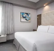 Best Western Premier Hotel at Fisher's Landing hotel detail image 7