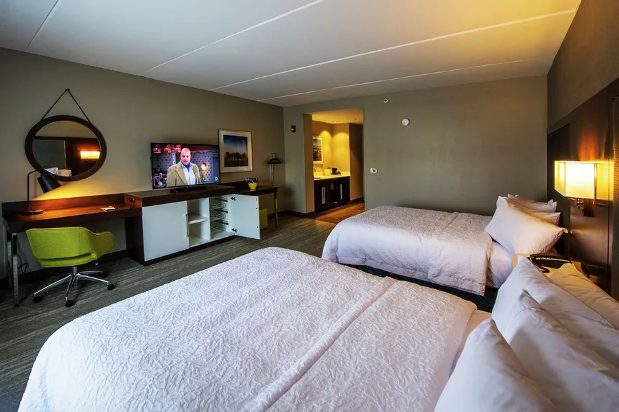 Hampton Inn & Suites Foxborough/Mansfield hotel detail image 6