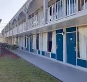 Econo Lodge hotel detail image 5