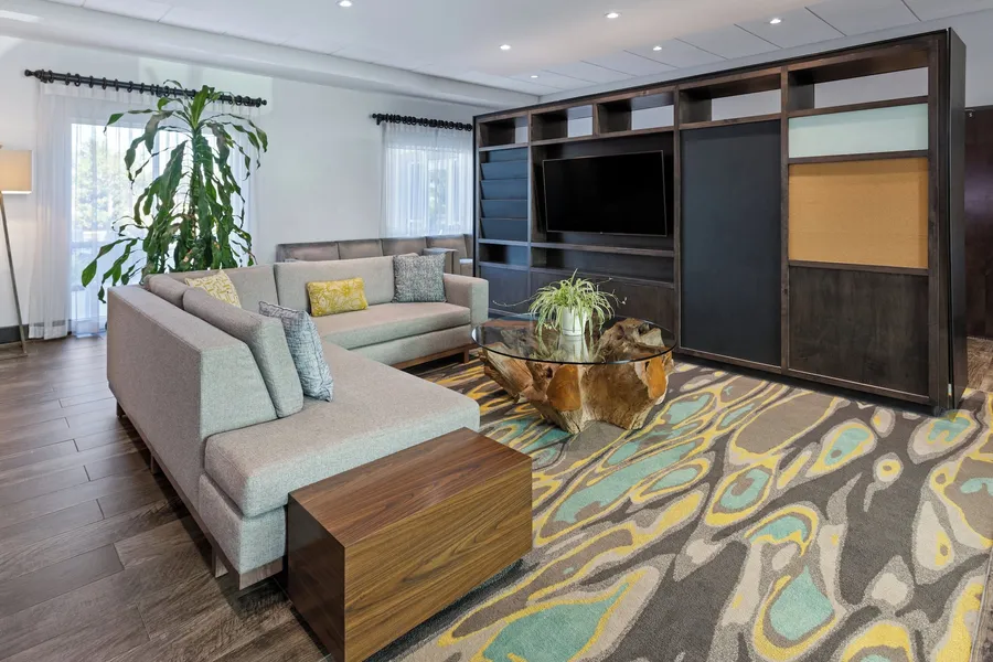 Holiday Inn & Suites Savannah Airport - Pooler by IHG hotel detail image 6