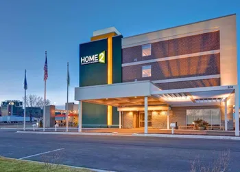 Home2 Suites by Hilton Green Bay hotel thumbnail 2