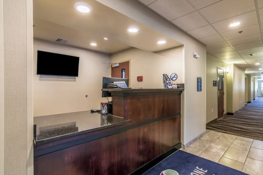 Cobblestone Inn & Suites - Barron hotel detail image 2