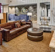Black Fox Lodge Pigeon Forge, Tapestry Collection by Hilton hotel detail image 4
