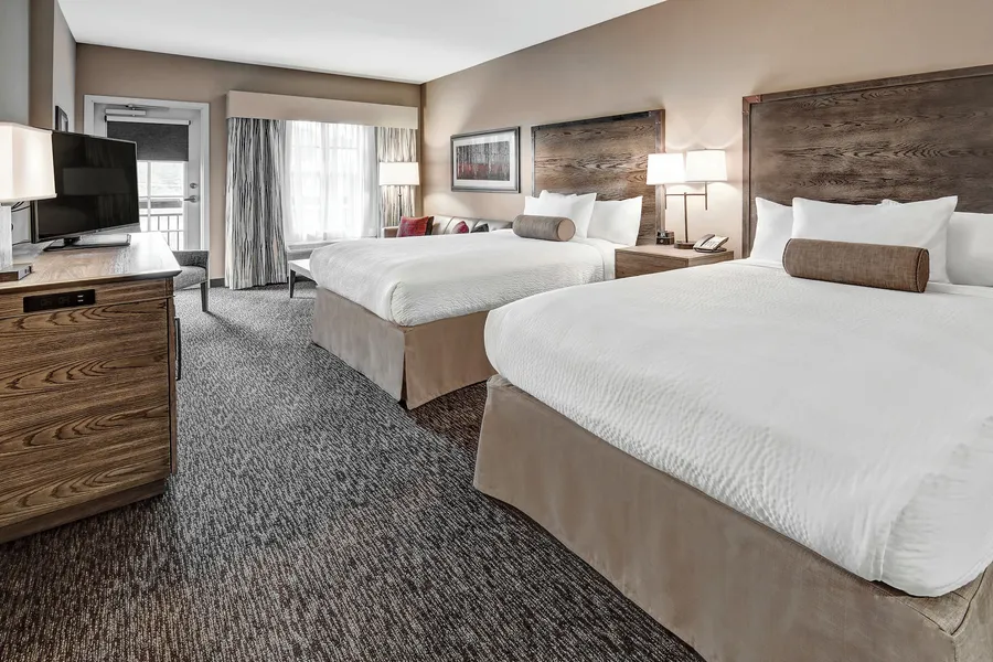 Black Fox Lodge Pigeon Forge, Tapestry Collection by Hilton hotel detail image 6
