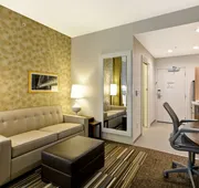 Home2 Suites by Hilton Dallas Downtown at Baylor Scott & White hotel detail image 7