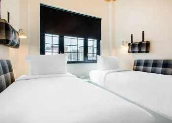 Gowanus Inn & Yard Hotel hotel thumbnail 4