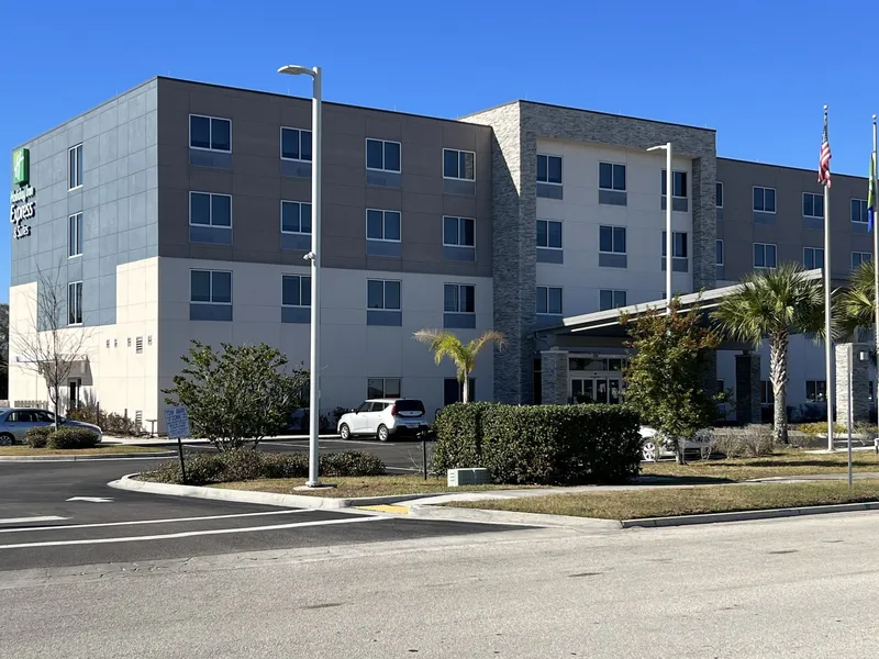 Holiday Inn Express & Suites Jacksonville W - I295 and I10 by IHG hotel detail image 2