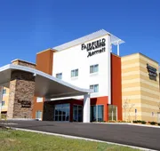 Fairfield Inn & Suites by Marriott London hotel detail image 3