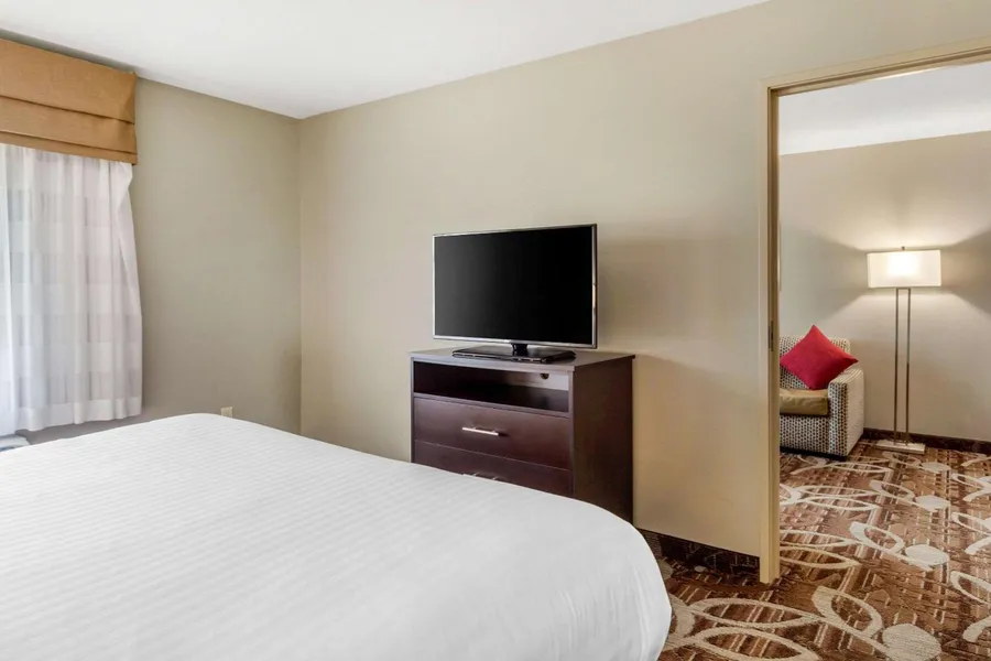 MainStay Suites Lincoln University Area hotel detail image 2