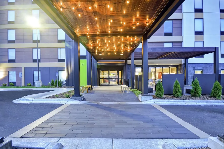 Home2 Suites by Hilton Minneapolis-Eden Prairie hotel detail image 2