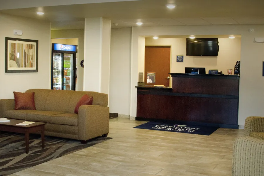 Cobblestone Inn & Suites – Soda Springs hotel detail image 2