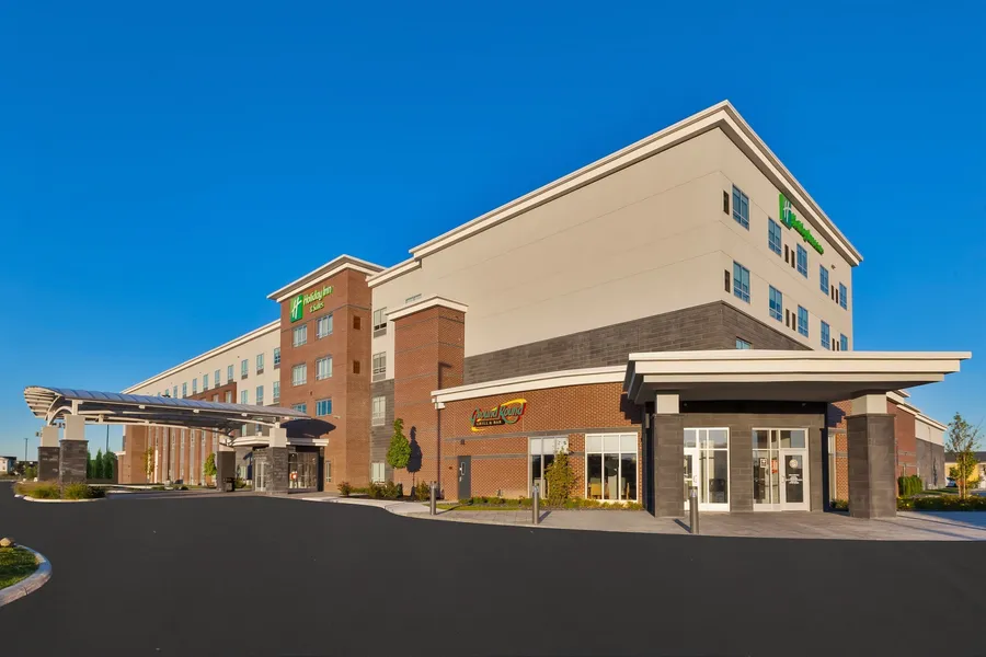 Holiday Inn & Suites Toledo Southwest - Perrysburg by IHG hotel detail image 2