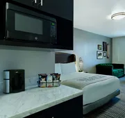 Oxford Suites Paso Robles hotel detail image 7