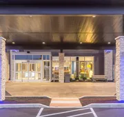 Holiday Inn Express & Suites Florence-Cincinnati Airport by IHG hotel detail image 3