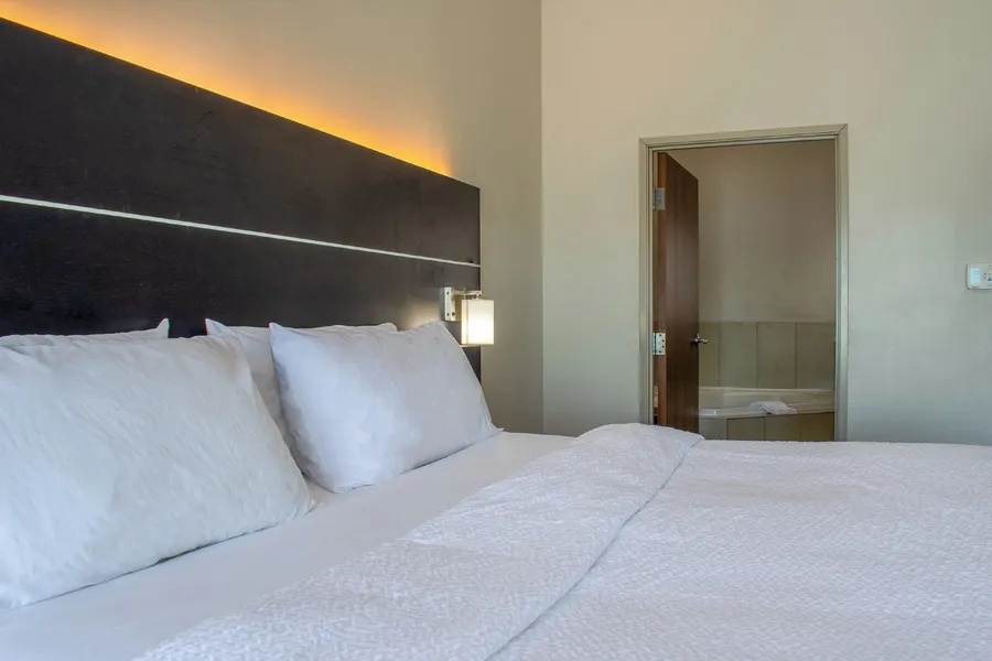 Holiday Inn Express & Suites Yorkville by IHG hotel detail image 6