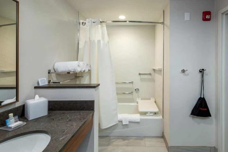 Fairfield Inn & Suites by Marriott Little Rock Airport hotel detail image 2
