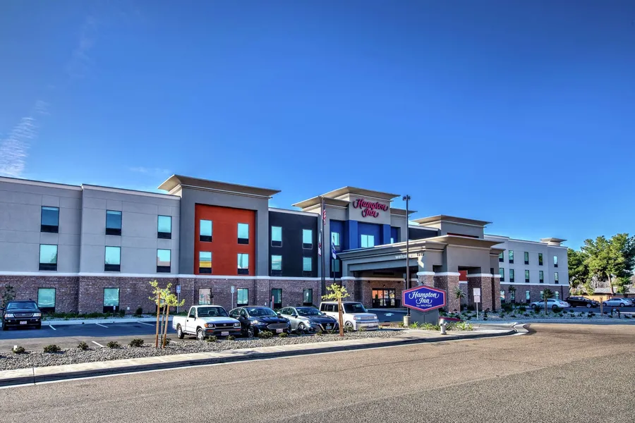Hampton Inn Fresno Airport hotel detail image 2