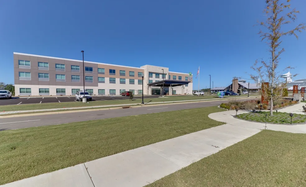 Holiday Inn Express & Suites Union City by IHG hotel detail image 2