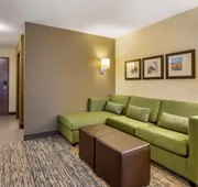 Comfort Inn & Suites West Des Moines hotel detail image 4