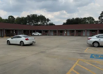 Luxury Inn and Suites hotel thumbnail 4
