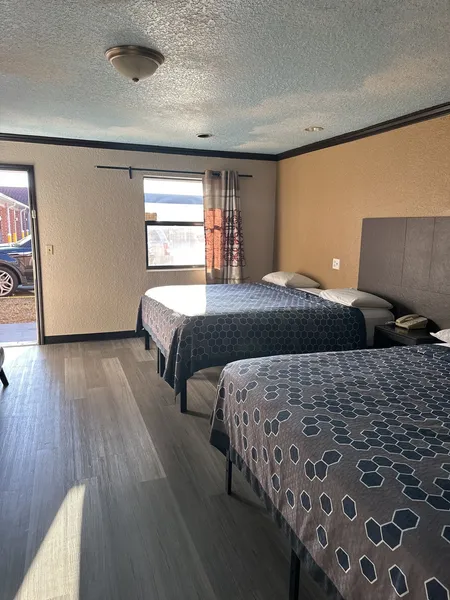 Luxury Inn and Suites hotel detail image 6