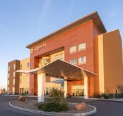 La Quinta Inn & Suites by Wyndham Holbrook Petrified Forest hotel detail image 3