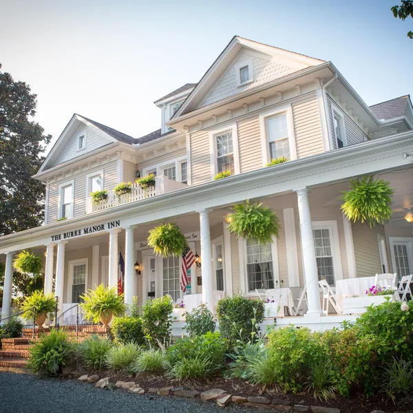 Burke Manor Inn & Pavilion hotel detail image 2