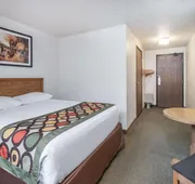Super 8 by Wyndham Rapid City/Lacrosse St hotel detail image 5