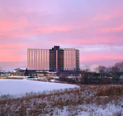 Omni Viking Lakes Hotel hotel detail image 3