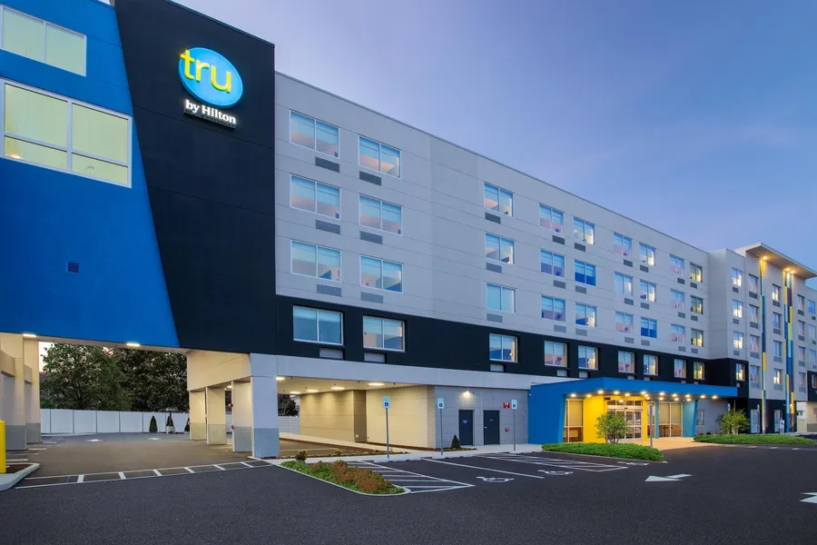 Tru by Hilton Ocean City Bayside hotel detail image 2