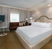 Hilton Charlotte Airport hotel detail image 3