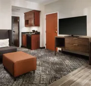 Hilton Charlotte Airport hotel detail image 4