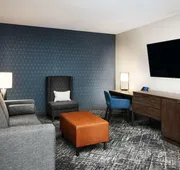 Hilton Charlotte Airport hotel detail image 5