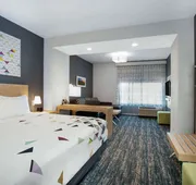 La Quinta Inn & Suites by Wyndham Manassas Va-Dulles Airport hotel detail image 7