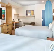 Universal's Endless Summer Resort - Dockside Inn and Suites hotel detail image 7
