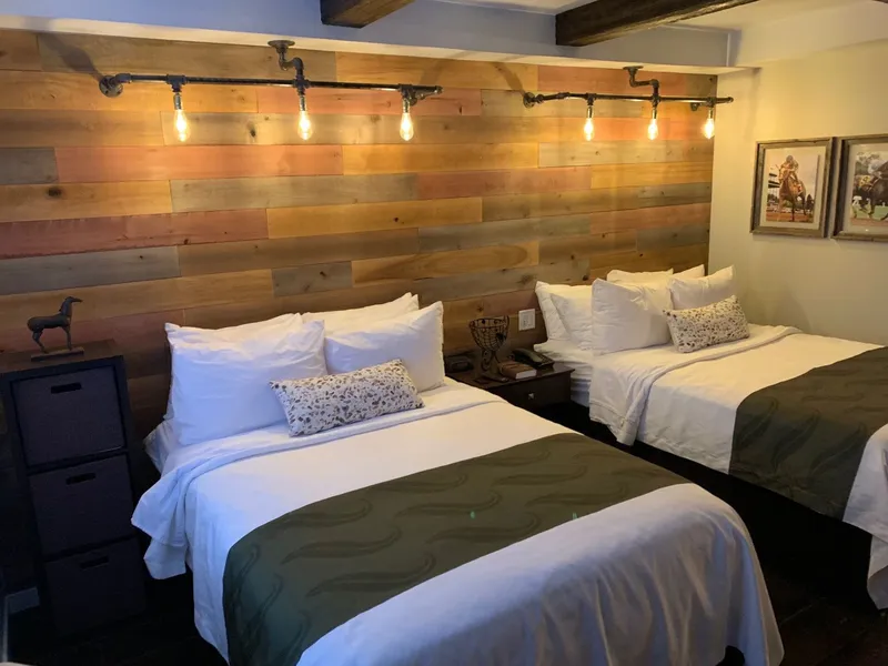 Cedar Stables Inn and Suites hotel detail image 2