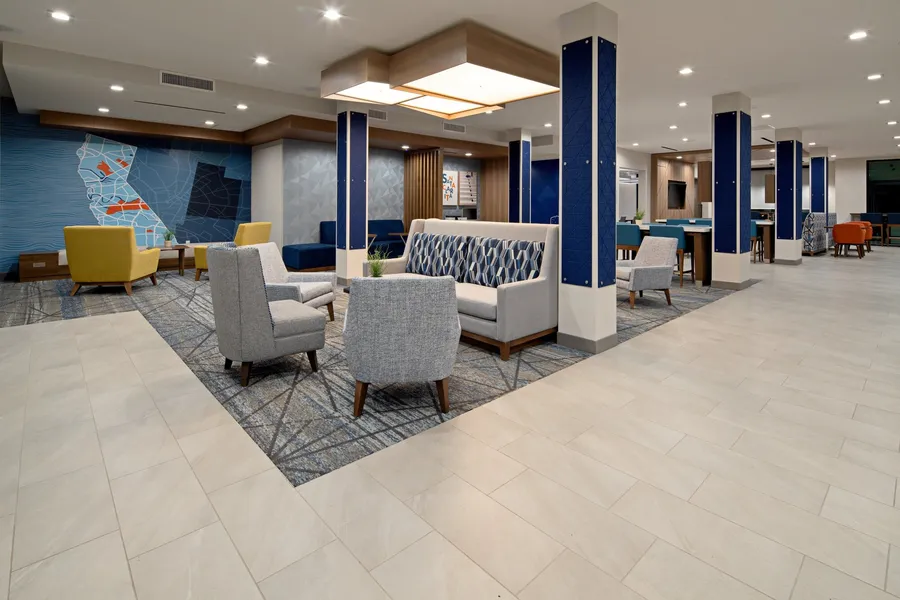 Holiday Inn Express & Suites Valencia - Santa Clarita by IHG hotel detail image 6