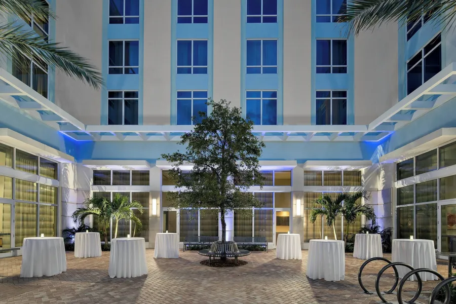 Courtyard by Marriott Delray Beach hotel detail image 6