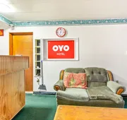 OYO Hotel Downtown Peoria I-74 hotel detail image 5