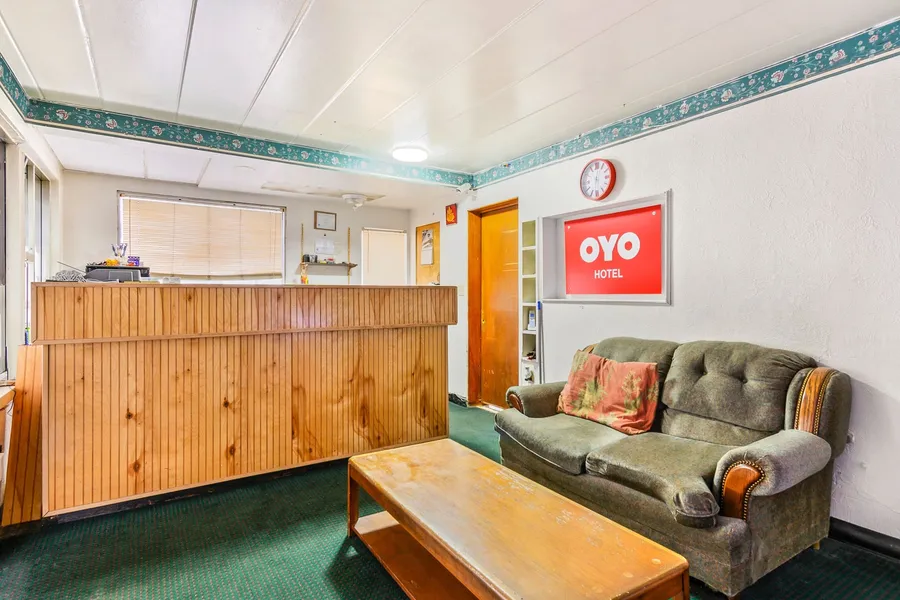 OYO Hotel Downtown Peoria I-74 hotel detail image 6