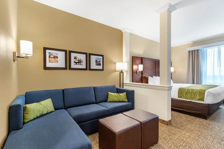 Comfort Suites San Antonio Ft. Sam Houston/SAMMC Area hotel detail image 2