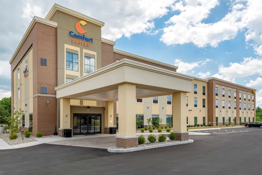 Comfort Suites Dry Ridge hotel detail image 2