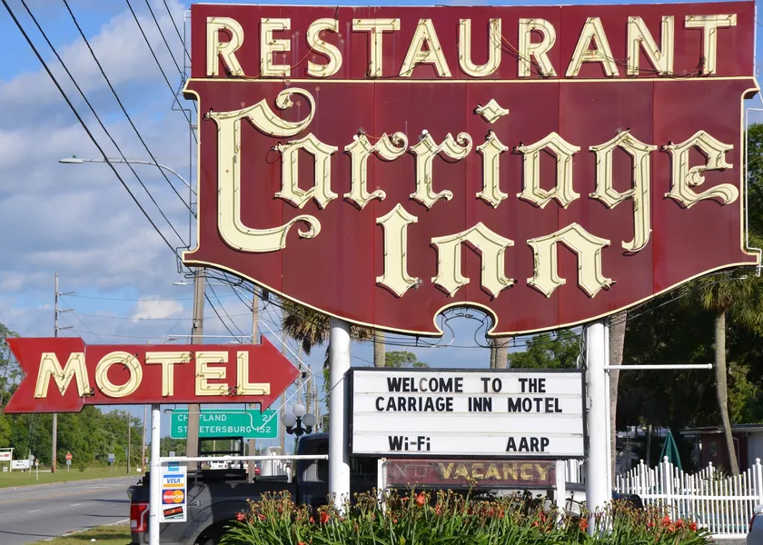 Carriage Inn Motel hotel detail image 2