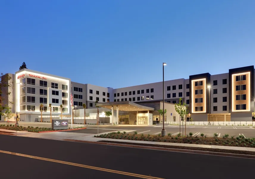 Hampton Inn by Hilton Irvine Spectrum/Lake Forest hotel detail image 2