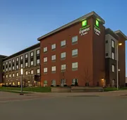 Holiday Inn Express & Suites Milwaukee - Brookfield by IHG hotel detail image 3