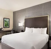 La Quinta Inn & Suites by Wyndham Clovis CA hotel detail image 7