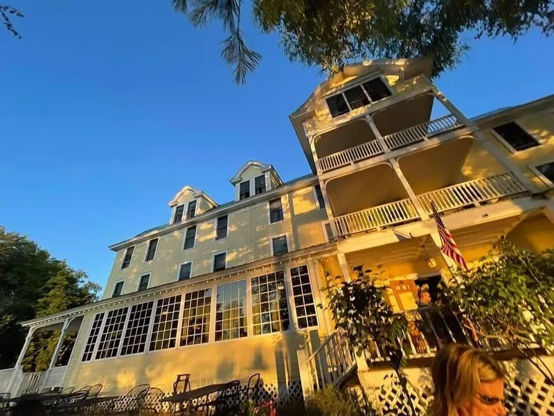 The Woods Inn hotel detail image 2