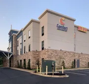 Comfort Inn & Suites Olive Branch Old Towne hotel detail image 3