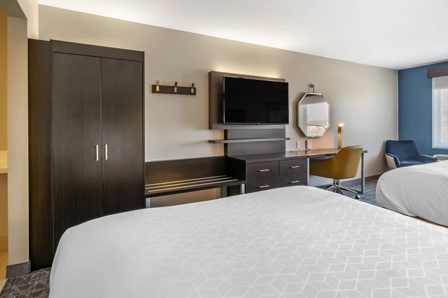 Holiday Inn Express & Suites Carlisle Southwest – I-81 by IHG hotel detail image 6
