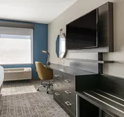 Holiday Inn Express & Suites Carlisle Southwest – I-81 by IHG hotel detail image 7